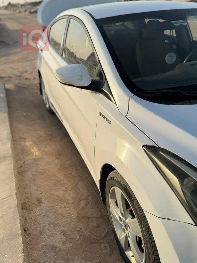 هيونداي النترا